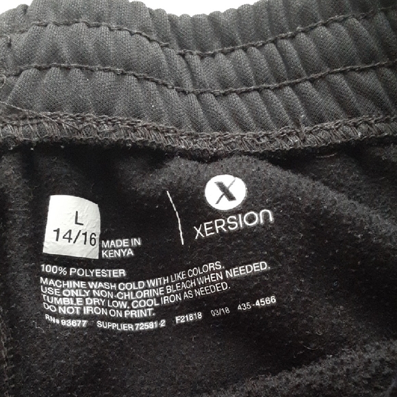 Size 14/16 boys, Xersion Black and Gray pants with pockets - Picture 2 of 5